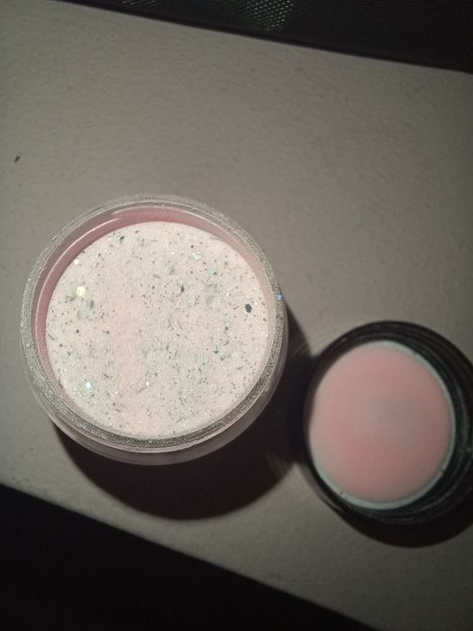 Proszek akrylowy do paznokci z brokatem