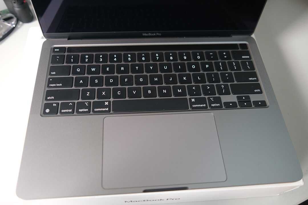 Apple MacBook Pro 13 256GB Apple M2 A2338 Заблокований Icloud