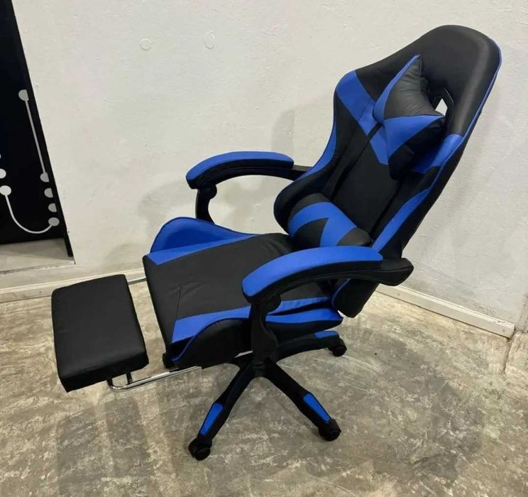крісло геймерське кресло игровое с подставкой для ног