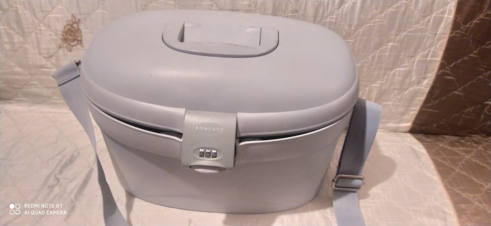 Kuferek na kosmetyki 25 zł wyprzedaż