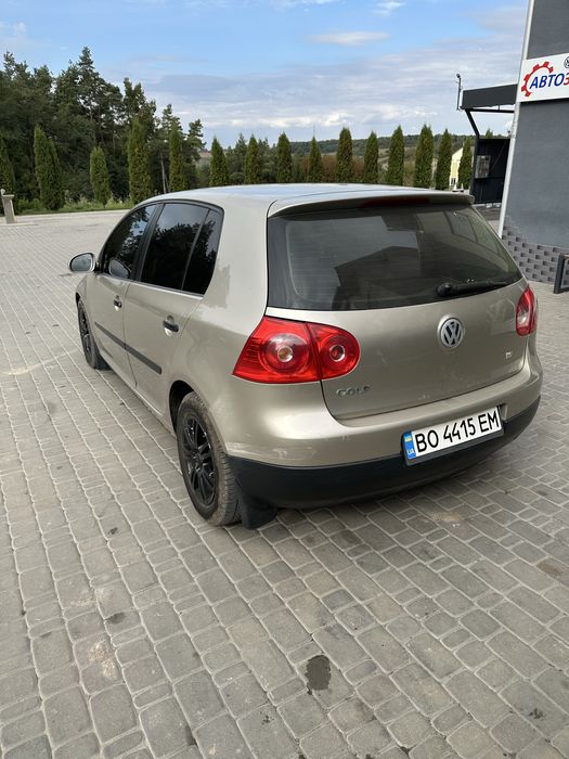 Продається гольф 5