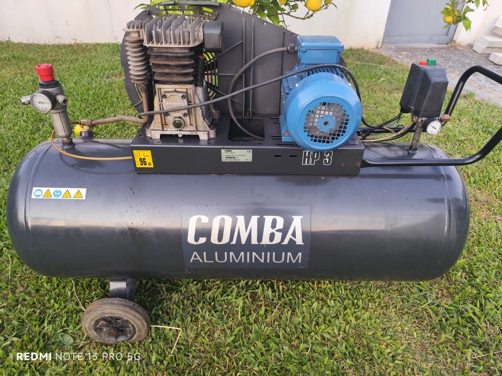 Vendo compressor de 200l