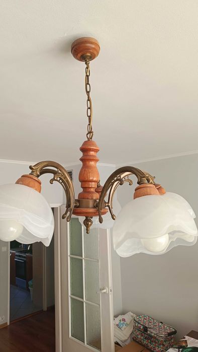 Żyrandol 5 kloszowy