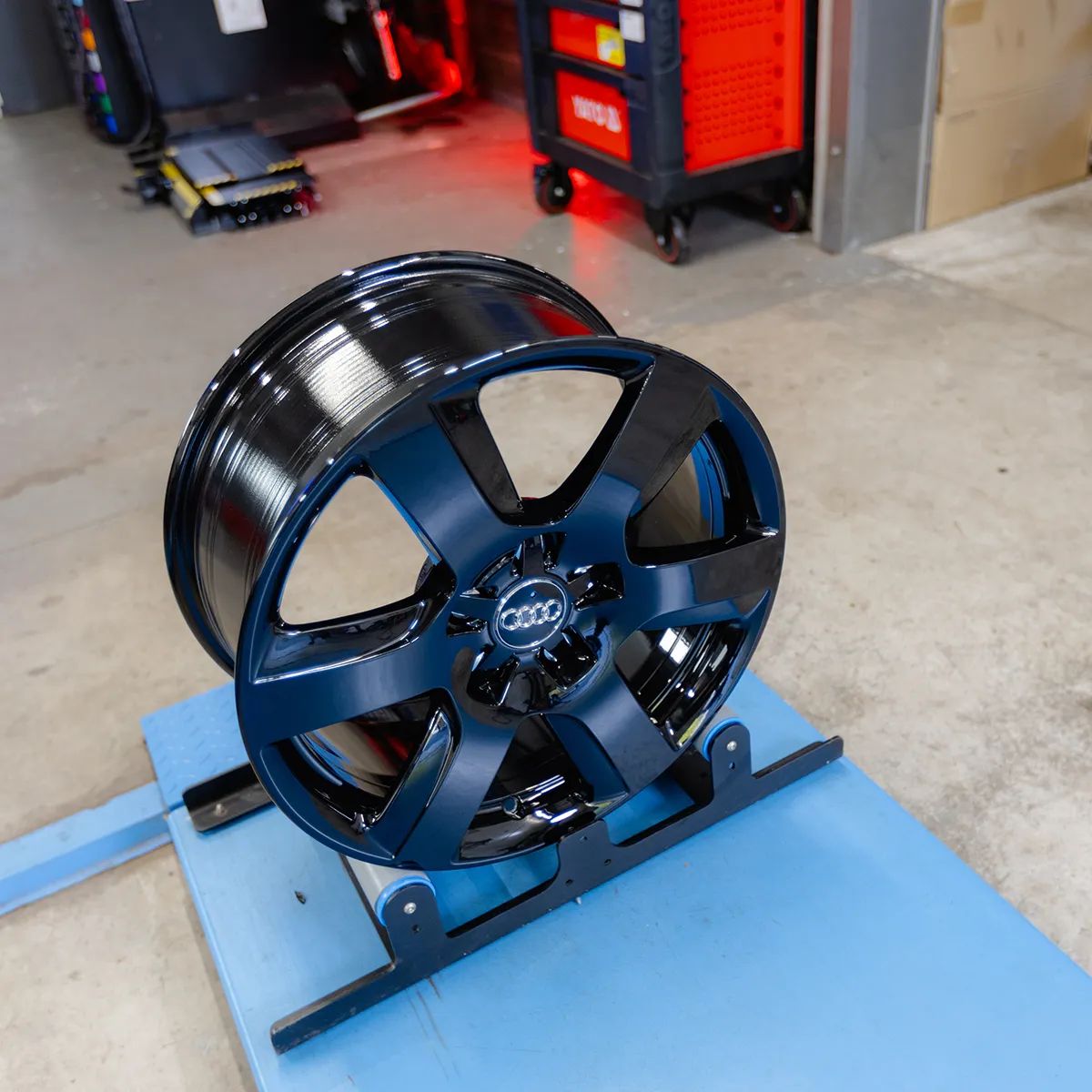 Oryginalne Felgi Audi 17 A4 A5 A6 A7 A8 Q3 Q5 TT
