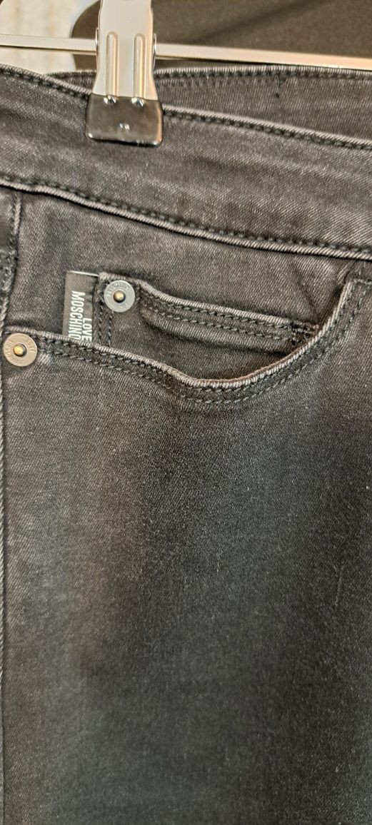 Love Moschino dżinsy skinny rozmiar W32