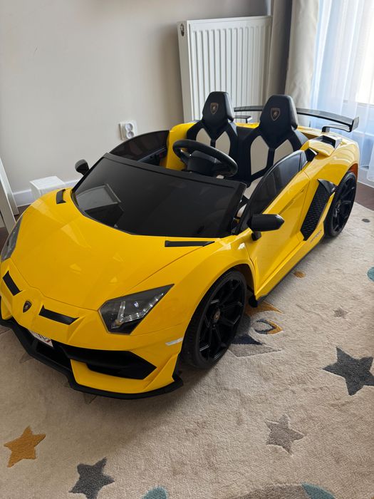 Samochód elektryczny Lamborghini na akumulator