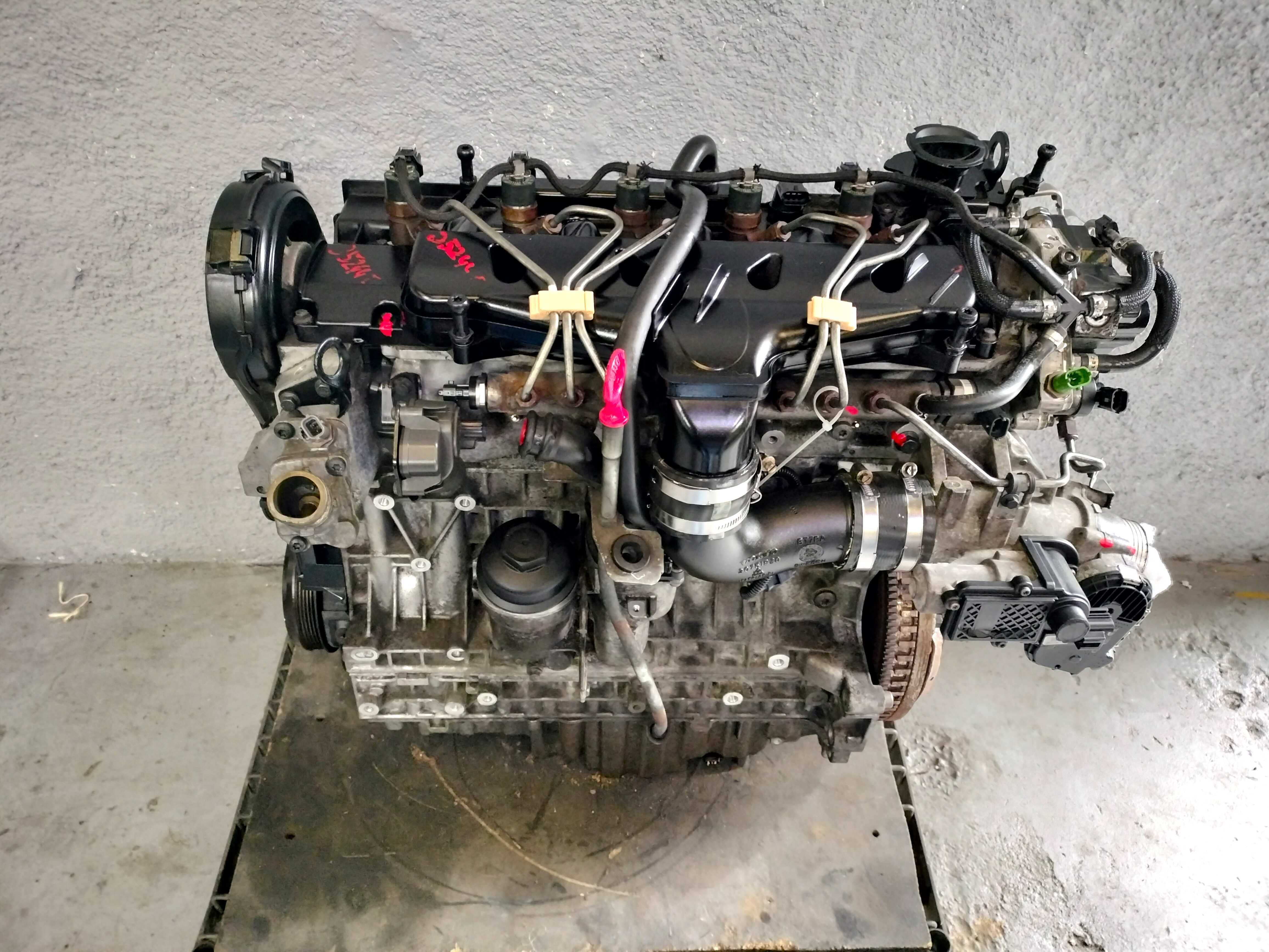 Motor Volvo C70 2.4 D Ref: D5244T 2006