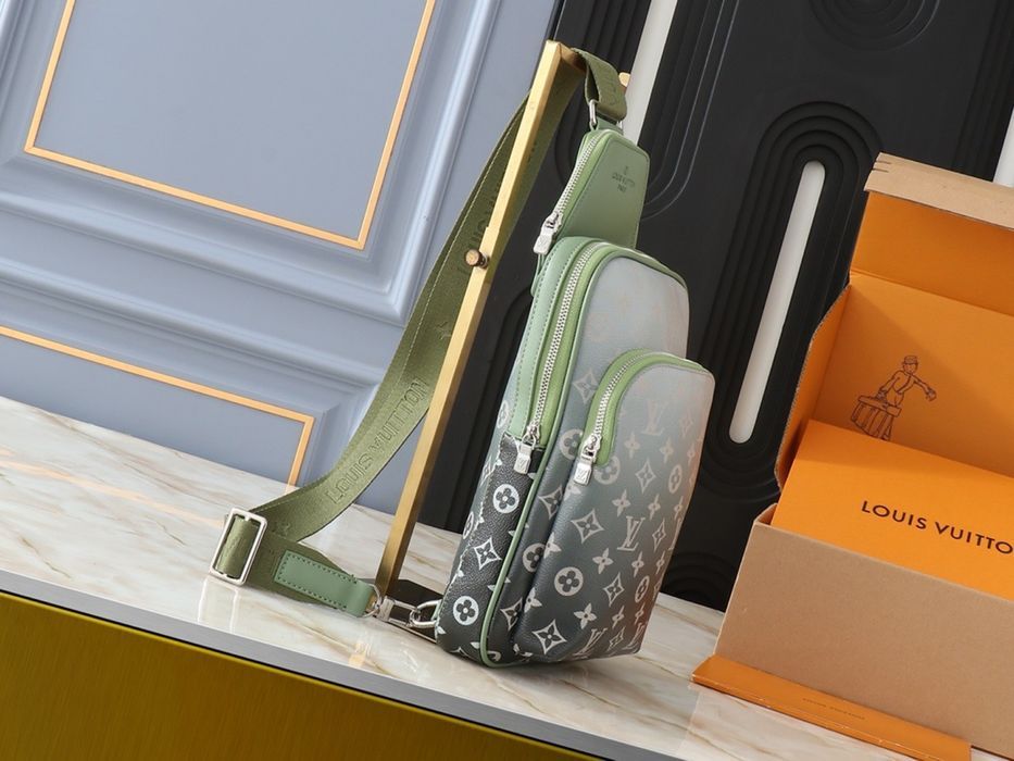 Сумка мужская Louis Vuitton Avenue бананка слинг черный с зеленым