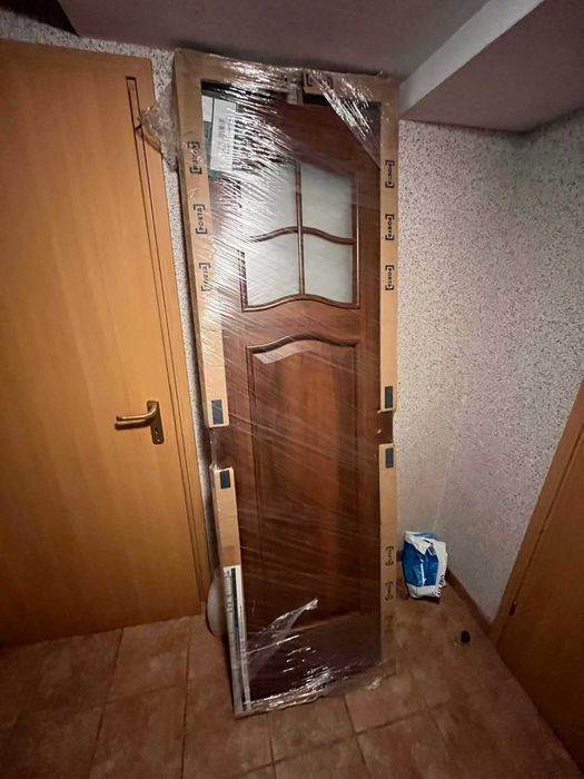 Drzwi z ościeżnicą Porta NOVA Prawe 60 Przylgowe z szybą