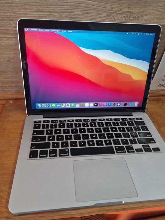 MacBook Pro 8gb RETINA 2014 ( vários programas)