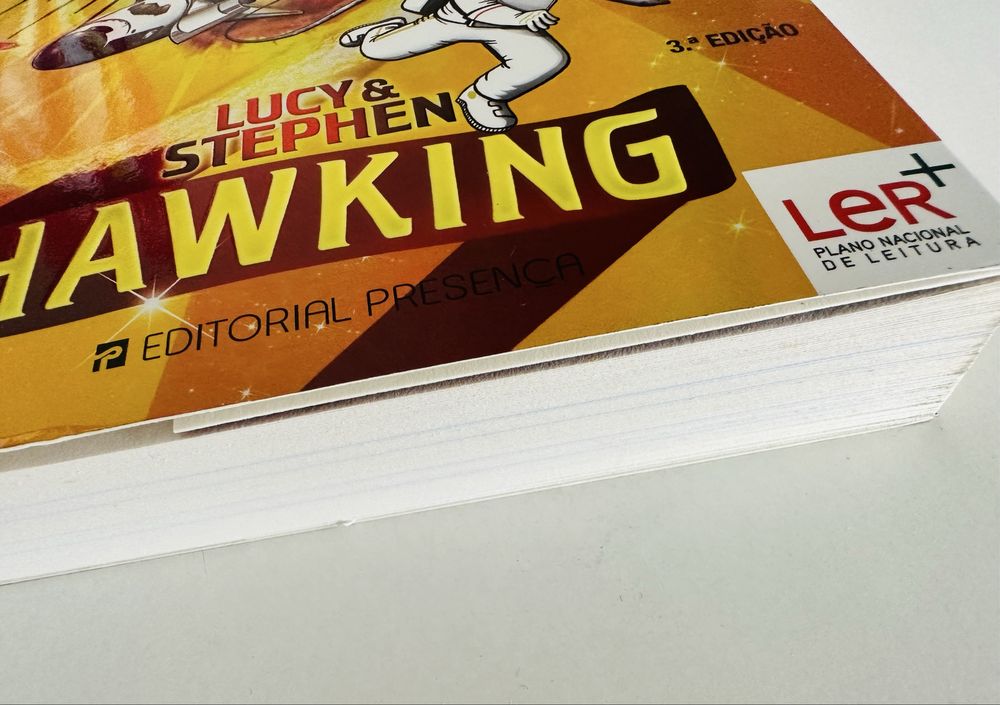 Livro Caça ao Tesouro no Espaço como novo