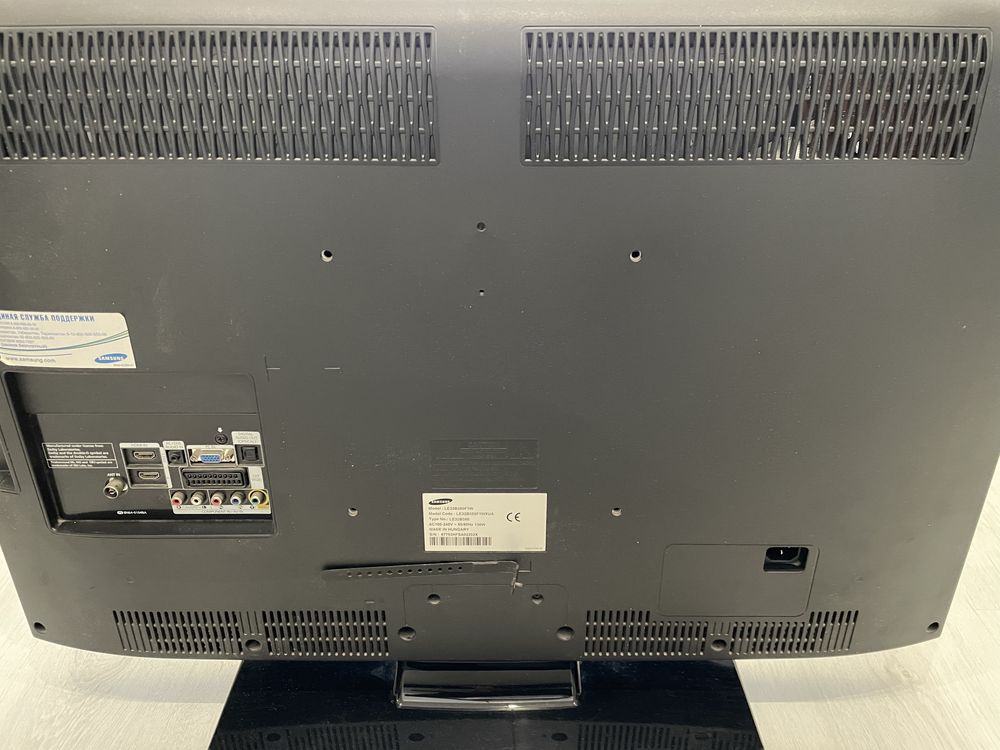 Телевізор Samsung LE32B350F1W