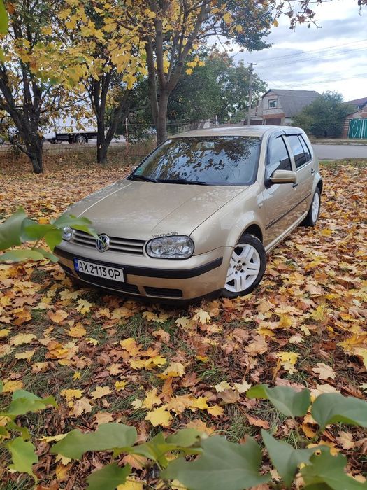Продам Volkswagen Golf 2001г