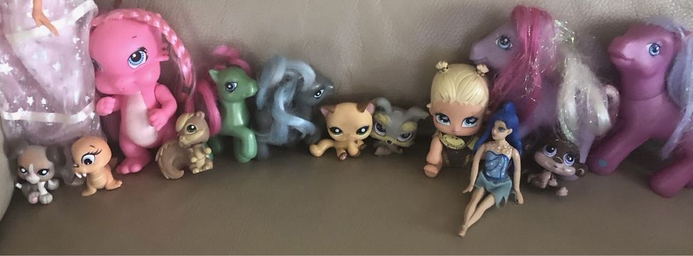Zabawki dla dziewczynki Koniki, smok, figurki oraz lalki