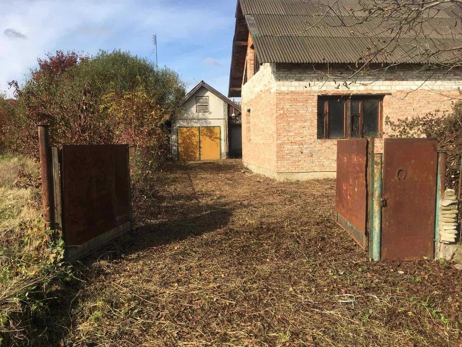 Продається будинок в Лисовичах
