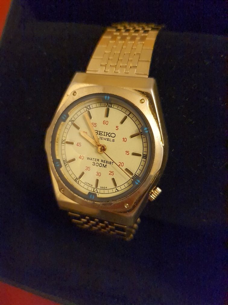 SEIKO vintage gold