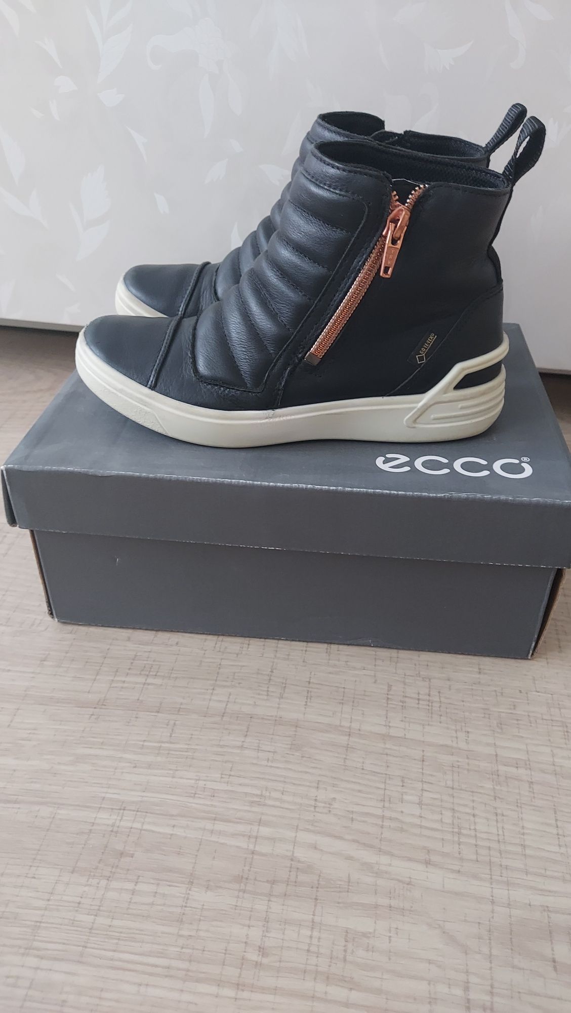 Ботинки детские Ecco gore-tex оригинальные  р.32