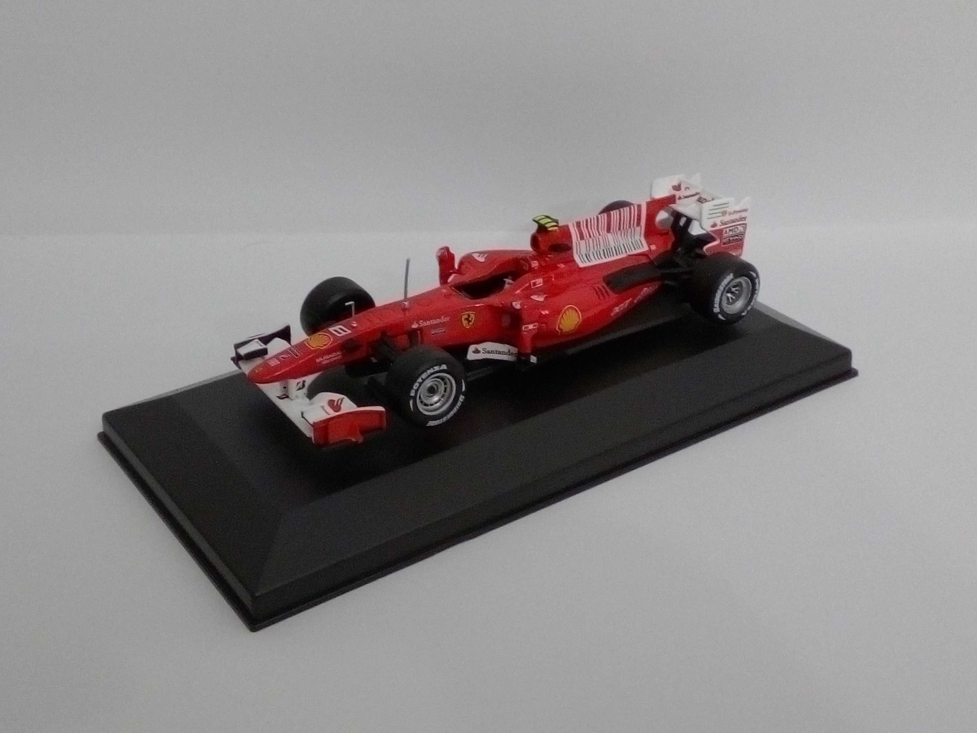 Miniaturas de carros F1