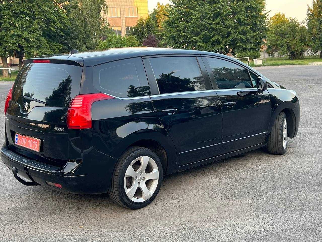 Peugeot 5008 2009 р.в. 1.6 бензин