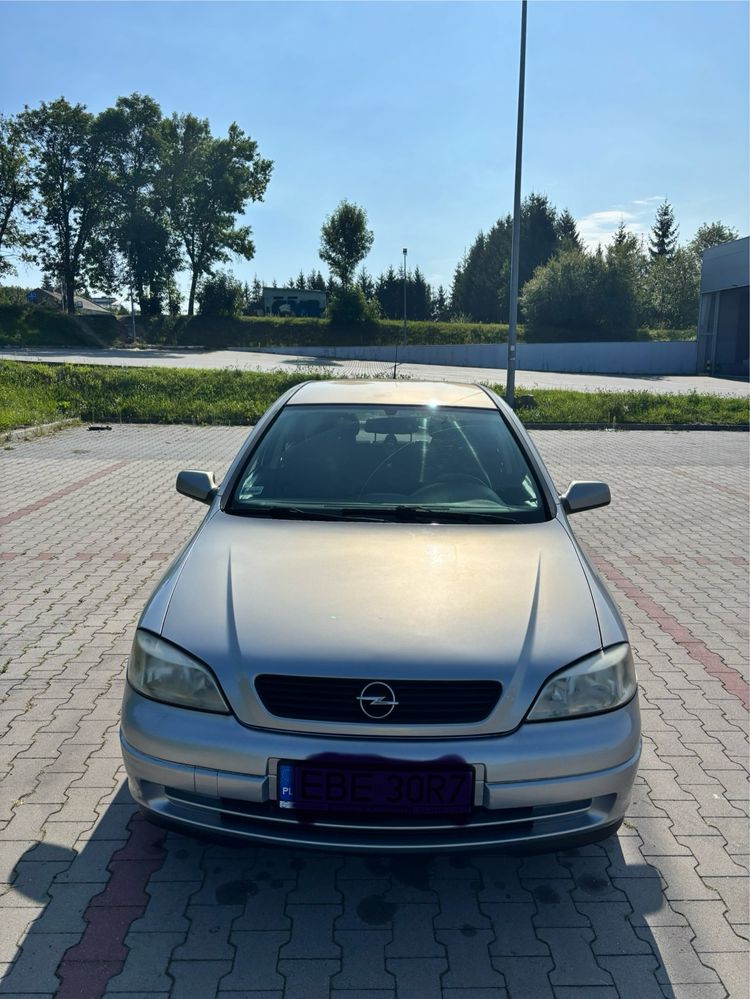 Opel Astra 2 Hatchback Komfort