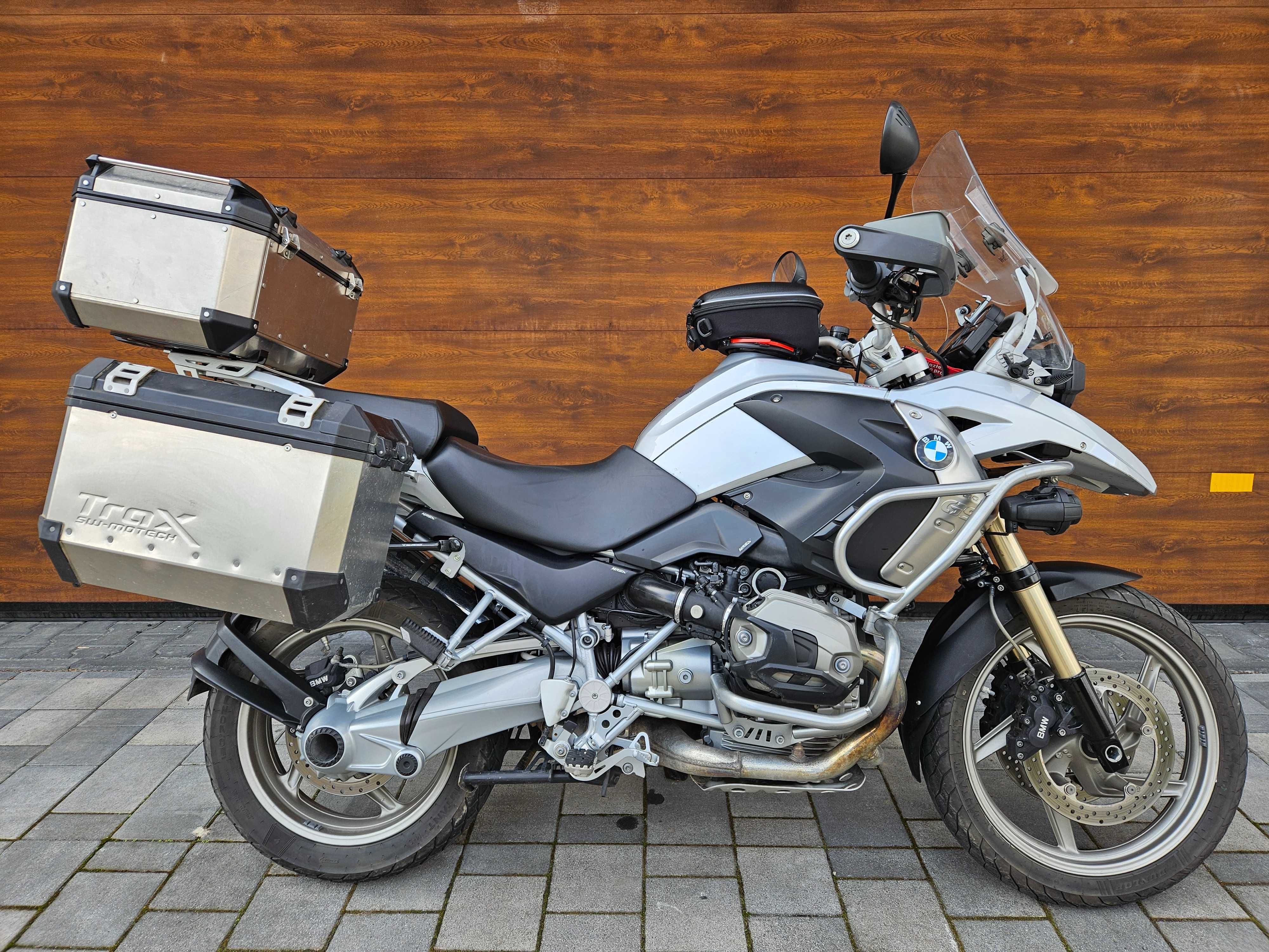 Wynajem wypożyczalnia motocykli BMW GS Ducati Multistrada 1260 Triumph