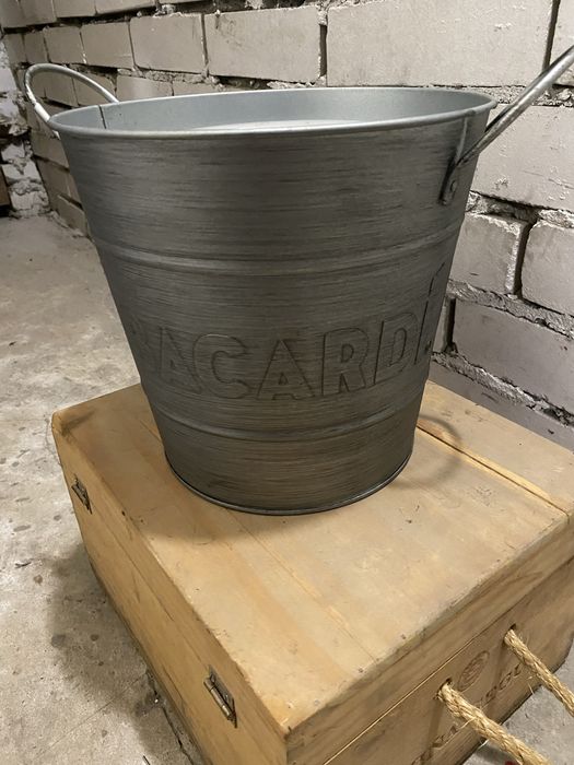 Wiaderko na lód na alkohol Bacardi