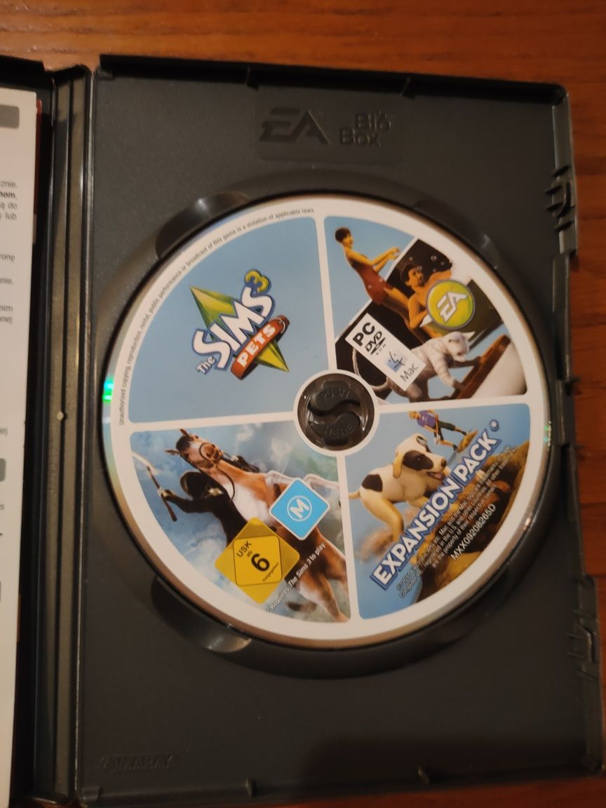 The Sims 3 z dodatkiem