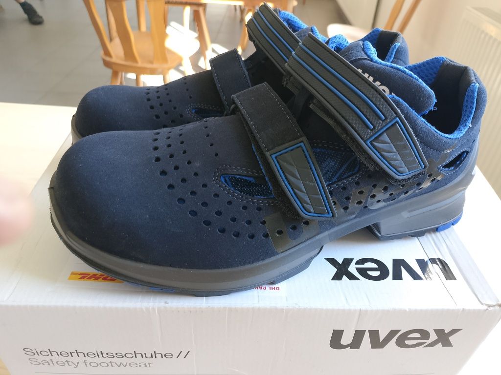 Buty robocze uvex 43 42