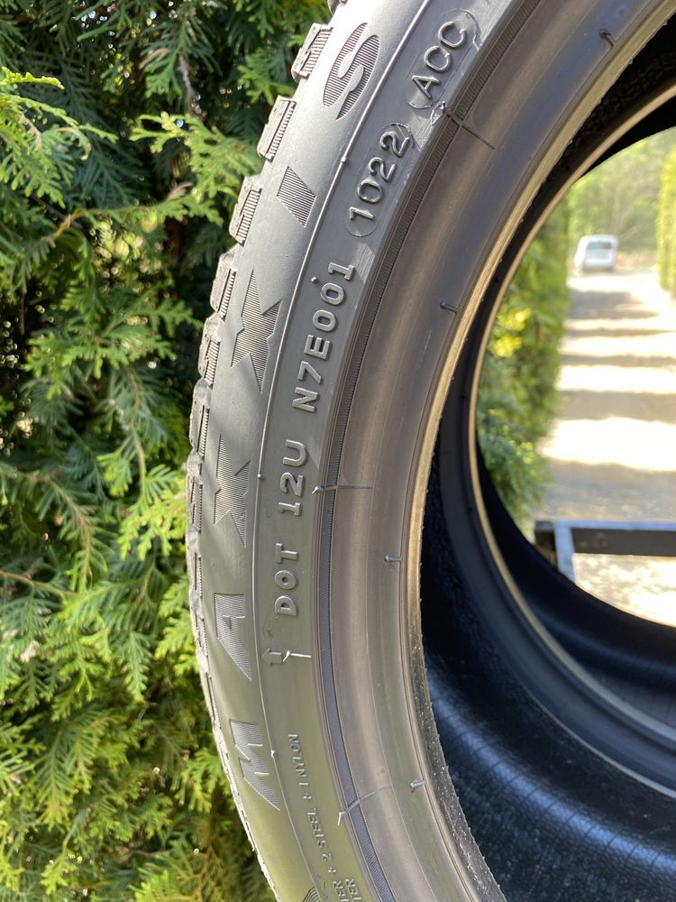 235/40/19 XL Sprzedam pare opon Maxxis