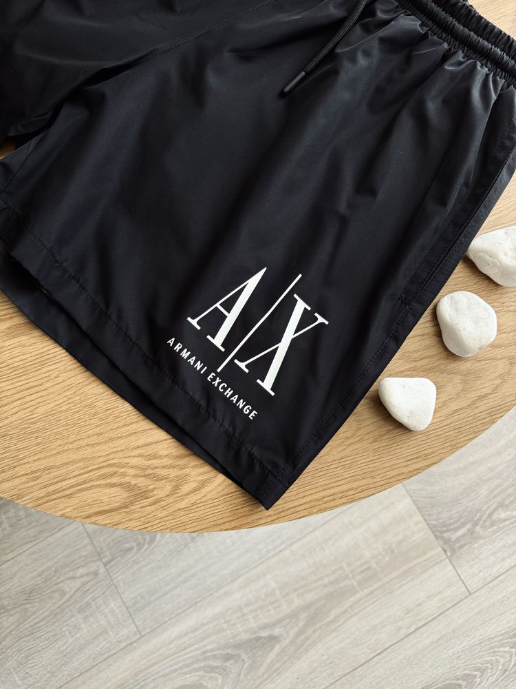 Плавальні шорти Armani чорні та білі