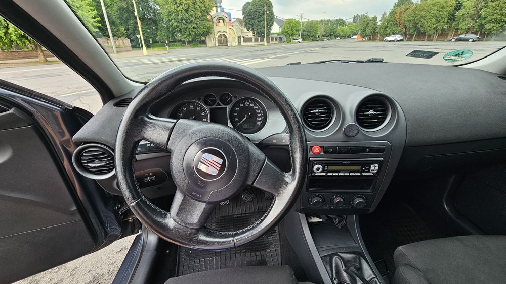Seat Ibiza 2006 року
