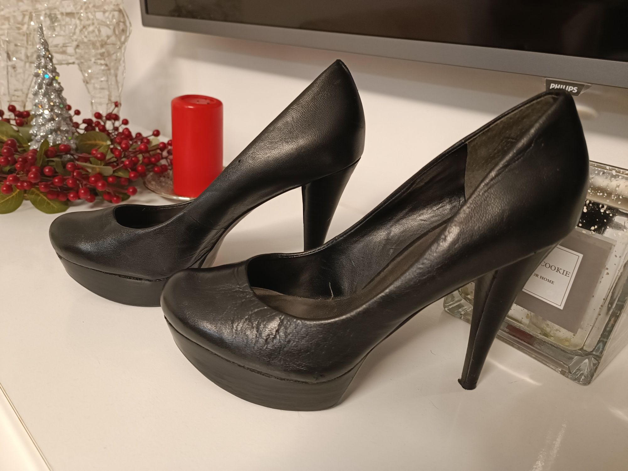 Guess Eleganckie Czarne Szpilki Koturn Obcas 11cm BDB- 38,5