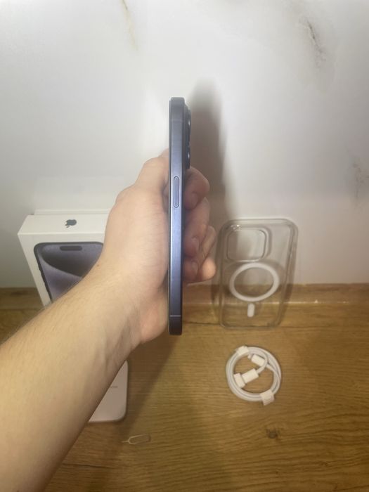 iPhone 15 PRO ZESTAW