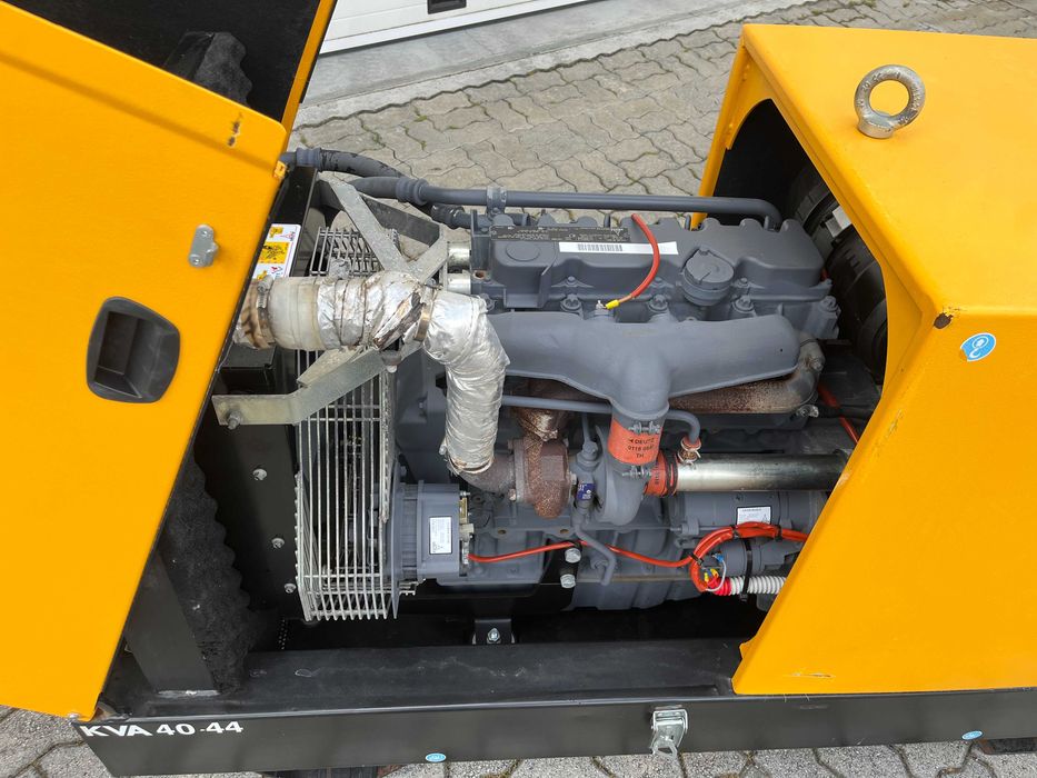 Gerador 44 kva de 2023