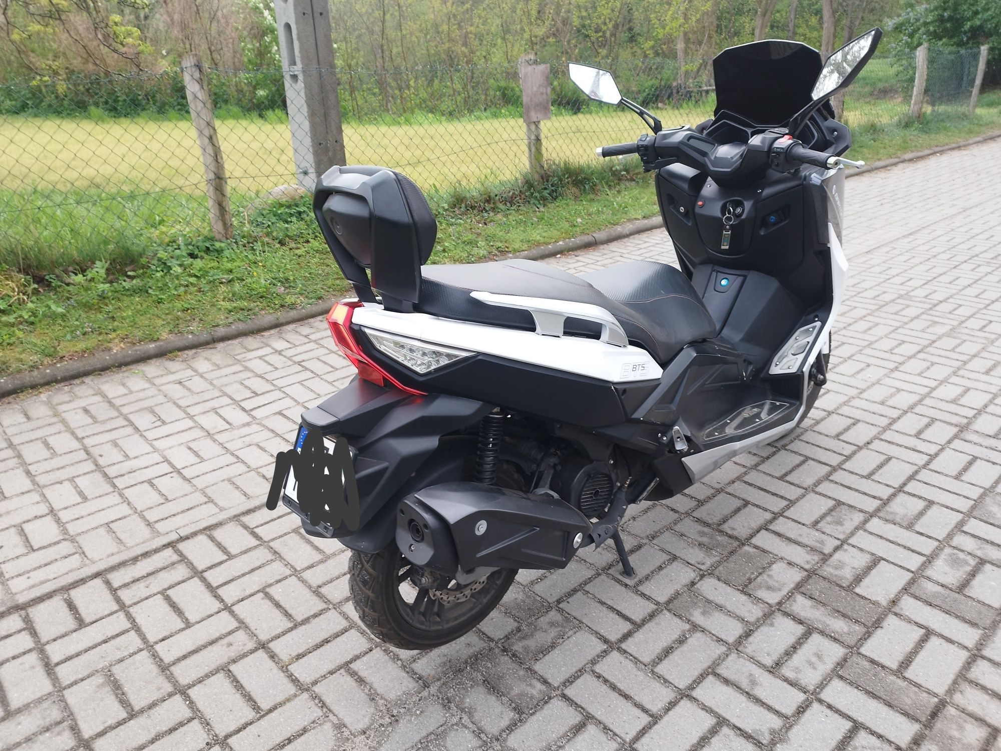 Skuter Barton B-Max poj 125