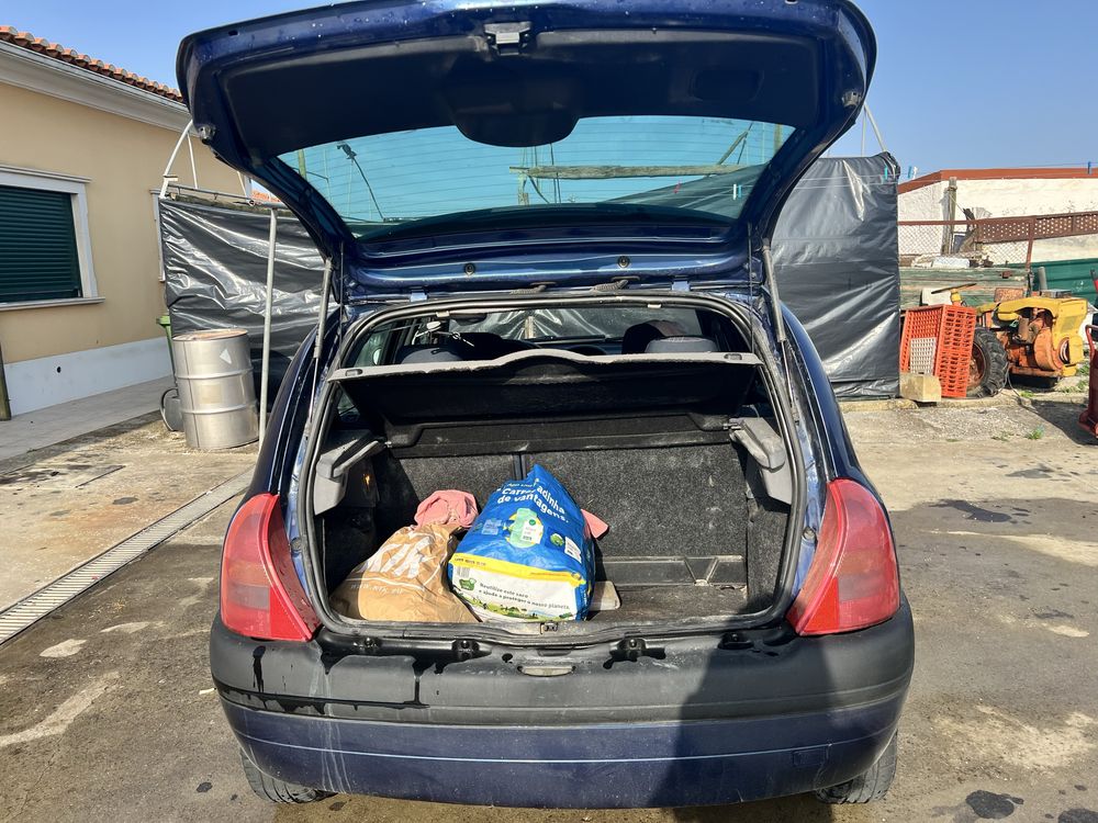 Renault Clio 2002