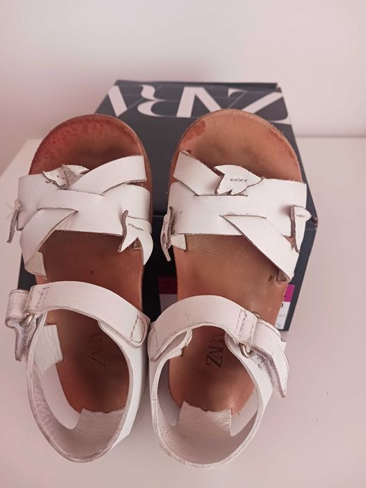 Sandálias Zara tam 24