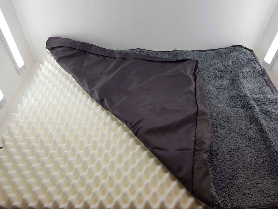 Legowisko ortopedyczne dla psa 137x111cm XL Bedsrure