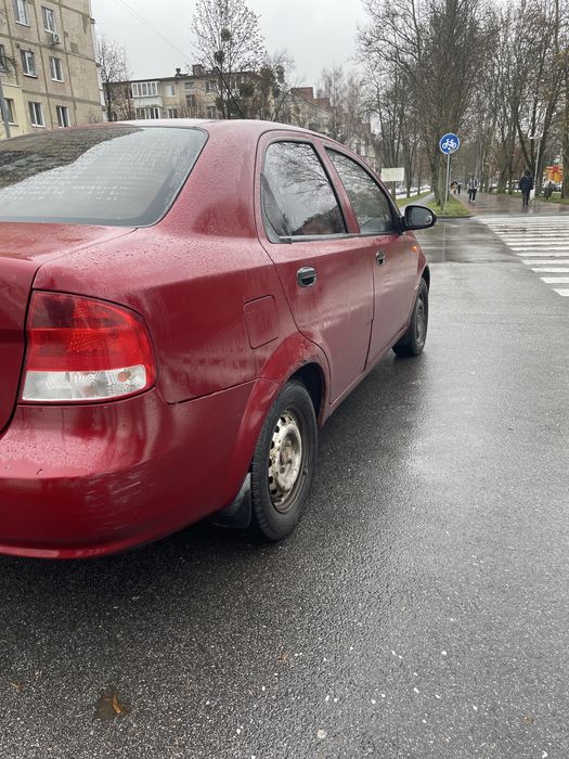 Продам автомобіль Chevrolet aveo