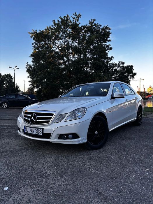 Mercedes-Benz Klasa E Mercedes W212 E200 CGI po serwisie, rozrząd wymieniony, bez wkładu