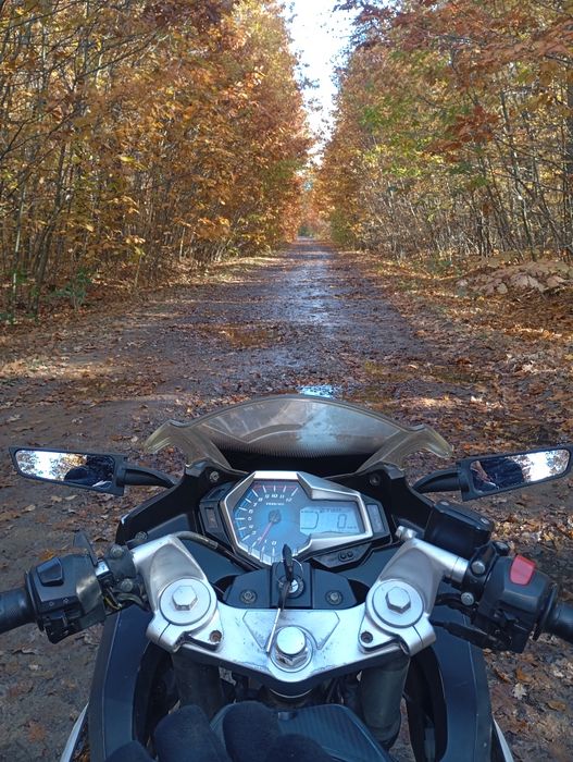 Продам мотоцикл LX LONKIN GS 2A 250