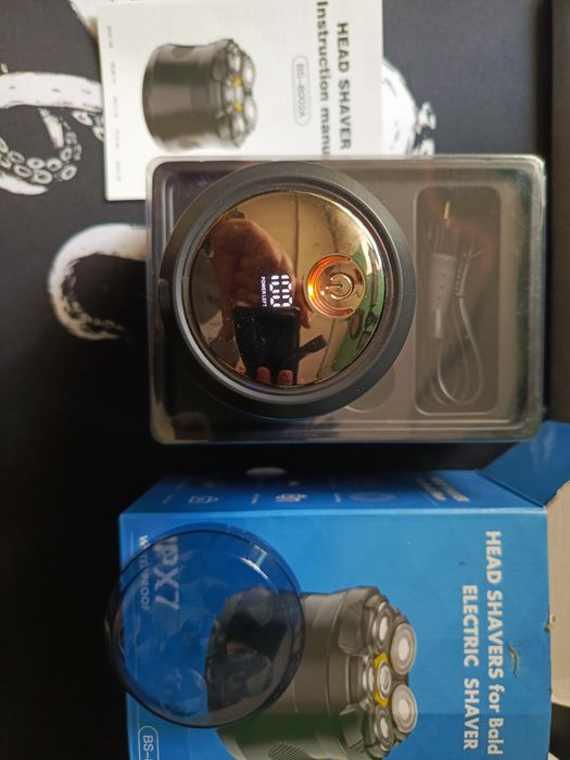 Шейвер електричний для голови