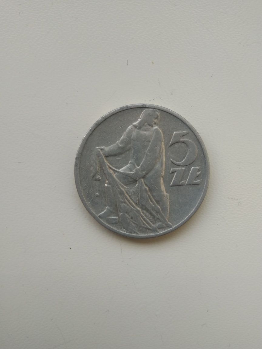 Stara moneta rybak 5 zł rok 1974
