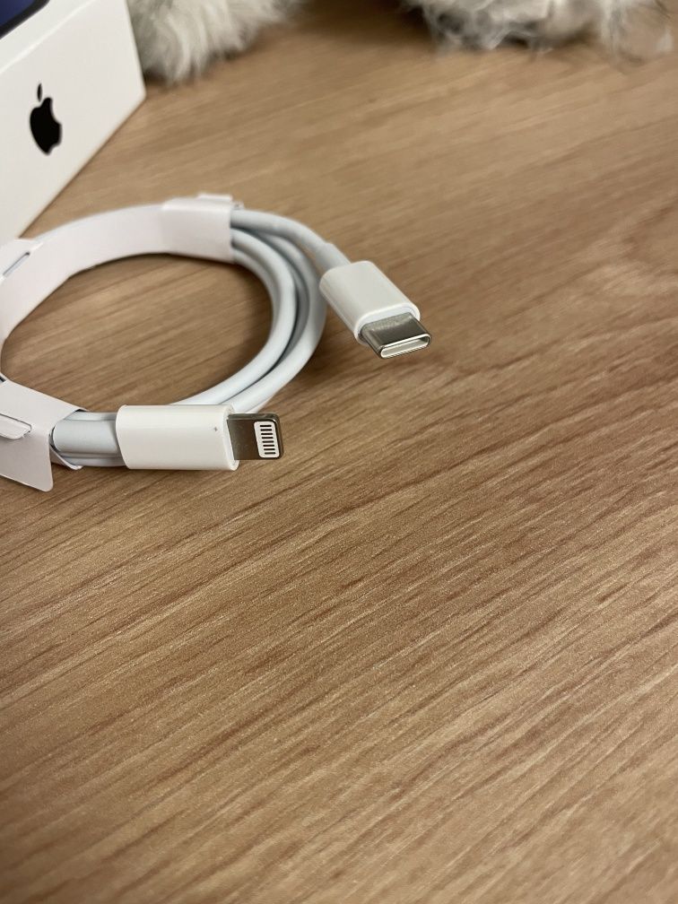 Оригінальний зарядний кабель шнур для айфона oem USB-C to Lightning 1m