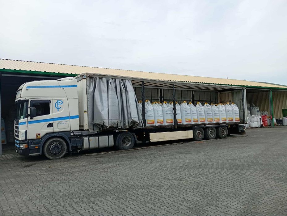 Scania 124L 420  w ciągłym ruchu krajowym