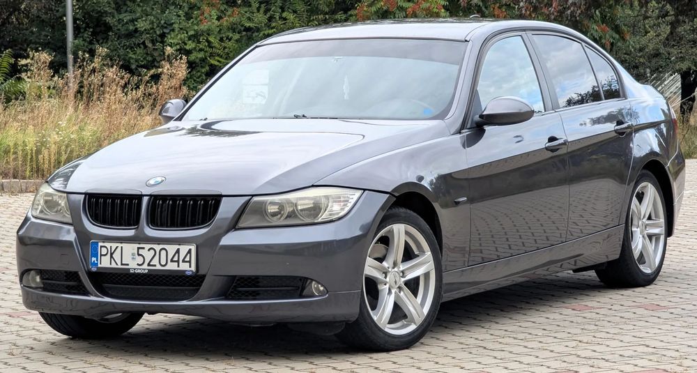 BMW Seria 3 E90 320i Zadbana i Sprawna duża Nawigacja Alufelgi 17