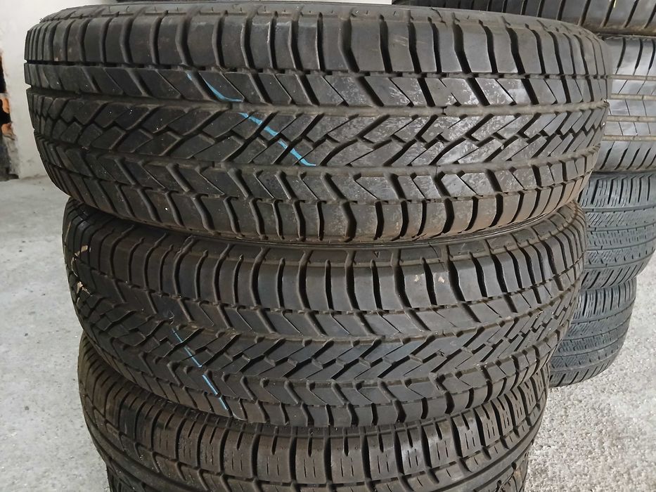 4 Pneus 175/80R14 seminovos