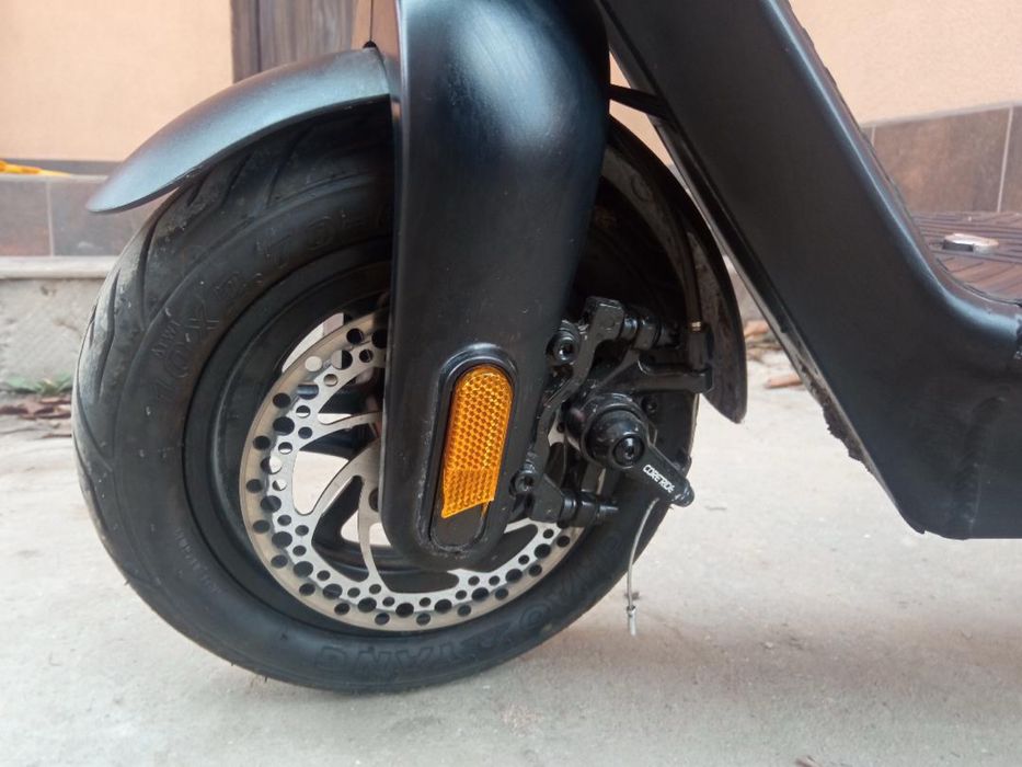 Електросамокат proove