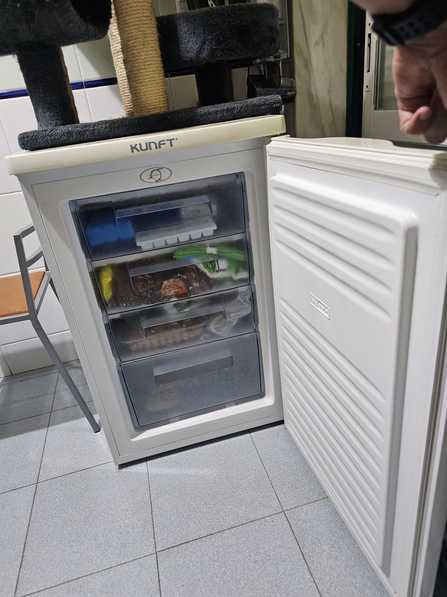 Kunft modelo 100 A+ II