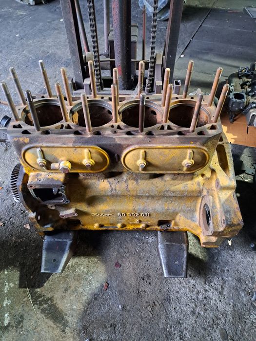 Sprzedam blok ursus zetor